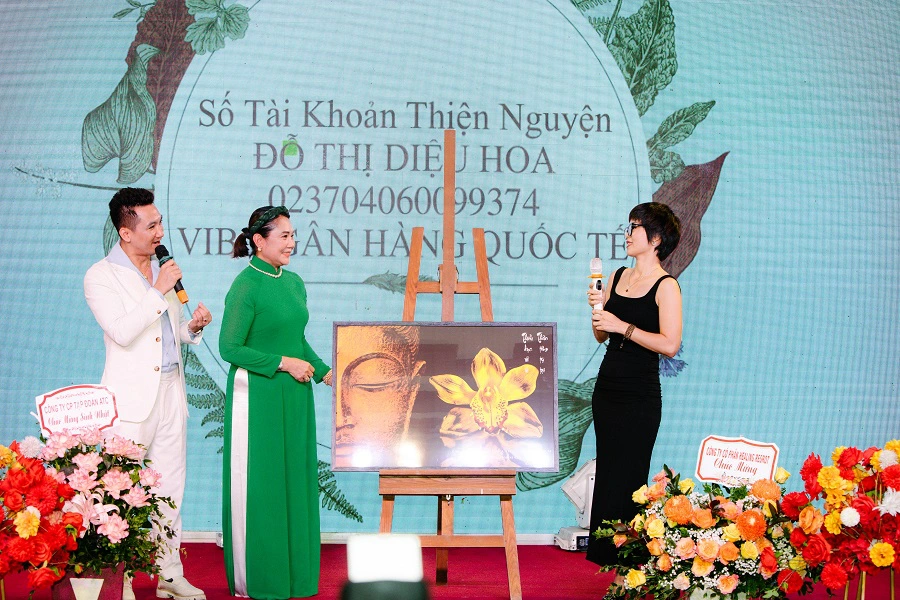 Mrs. Nguyễn Thị Vân và câu chuyện sống khoẻ - sống hạnh phúc cùng Yoga