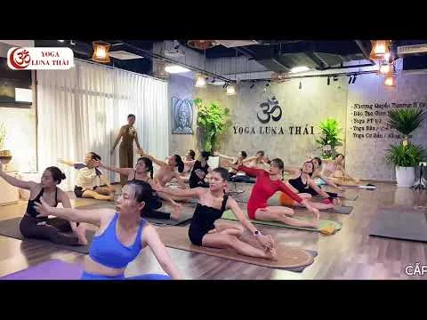 Yoga giảm mỡ bụng cho dân văn phòng