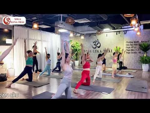 yoga đốt mỡ cường độ cao
