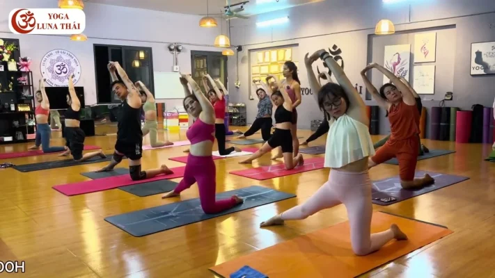 yoga giảm mỡ mông và đùi tại nhà